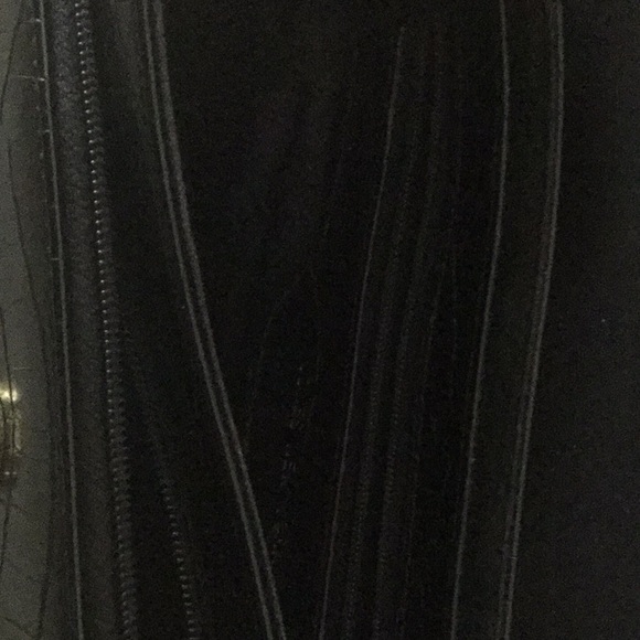 Jones New York dark navy purse - Picture 8 of 8